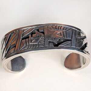 Aztec Warrier Sterling silver cuff Bracelet Maayan Mexico Signed TT-55